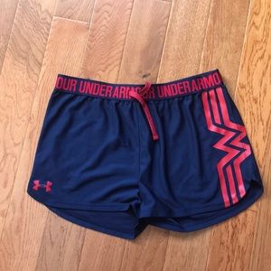 Girls Wonder Woman UA shorts